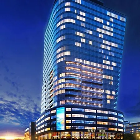 Hanza Tower Silver 20 Pool & Jacussi Appartement *